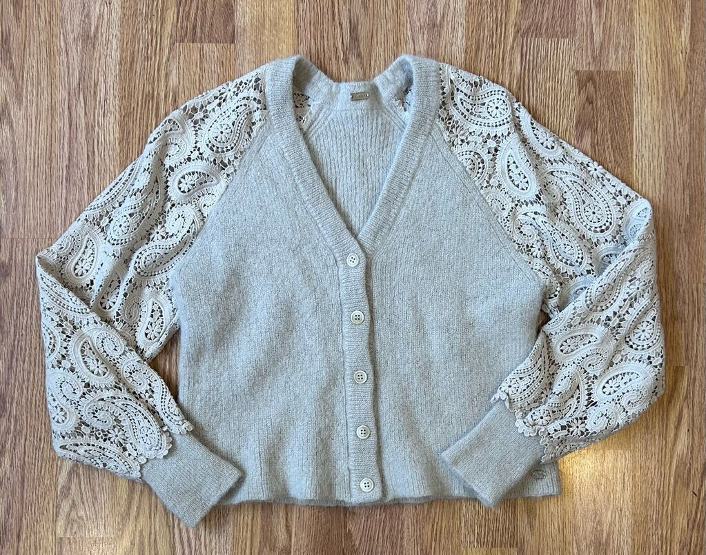 Gustav crochet sleeve crop cardigan (S/M)