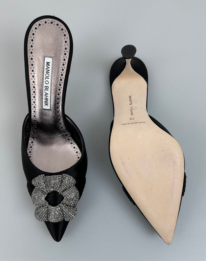 Manolo Blahnik Salvora 90 embellished mule (size 7.5)