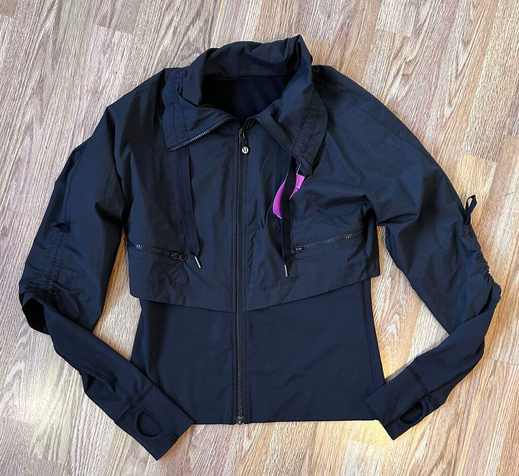 Lululemon vintage full-zip t-shirt overlay jacket (size 6)
