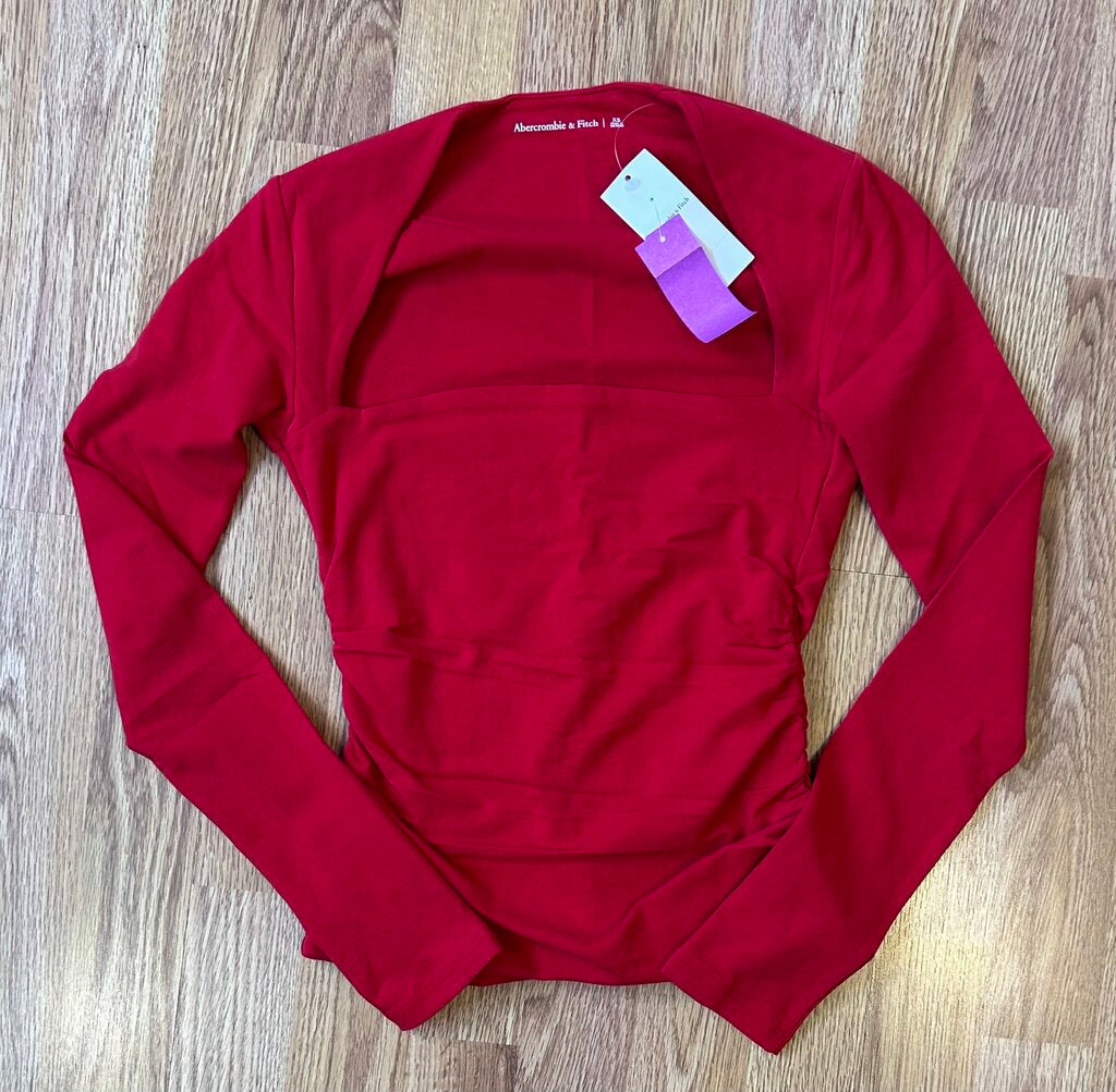 Abercrombie & Fitch NWT queen anne neck top (XS)