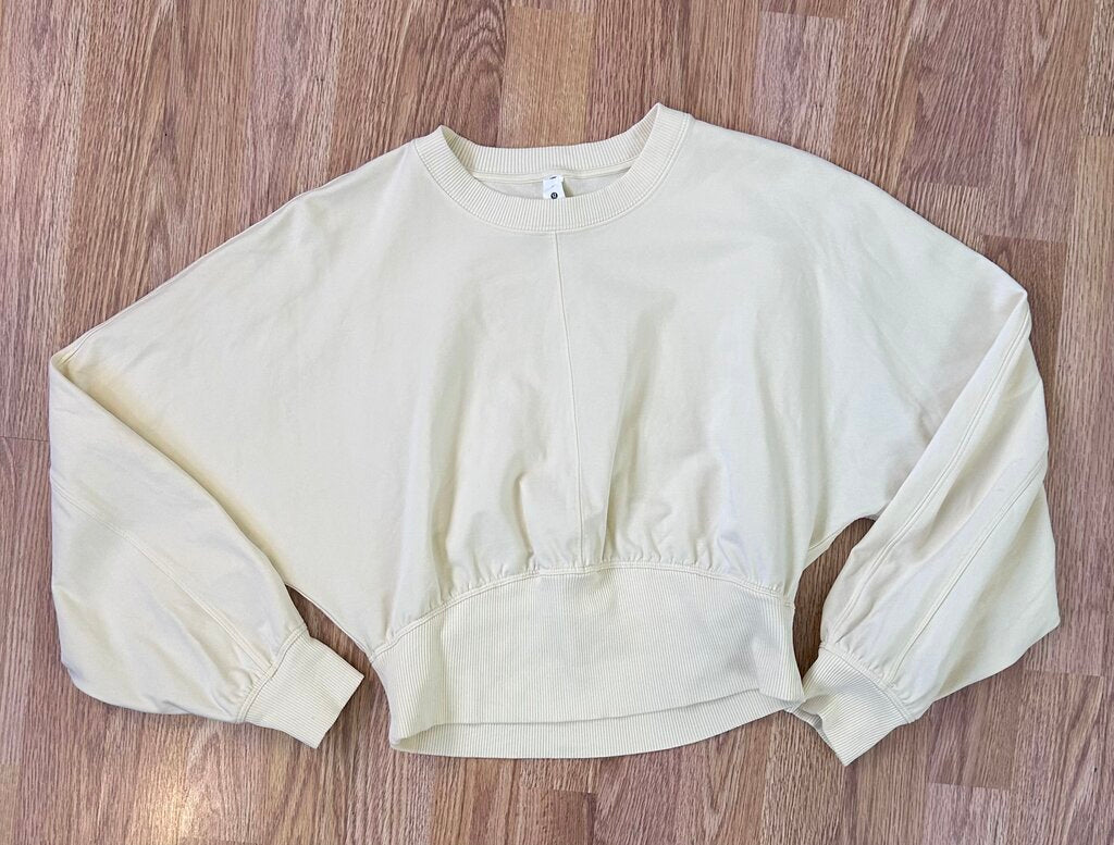 Lululemon batwing cropped pullover (size 6)
