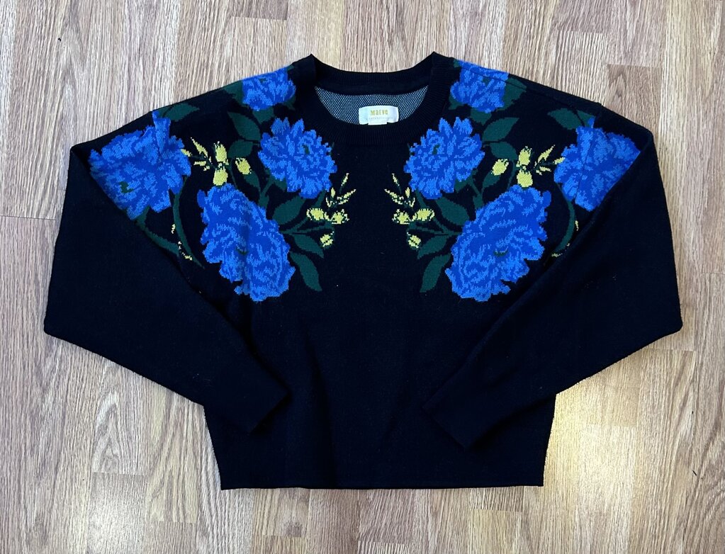 Maeve (Anthropologie) blue carnation soft crop crew (XS)
