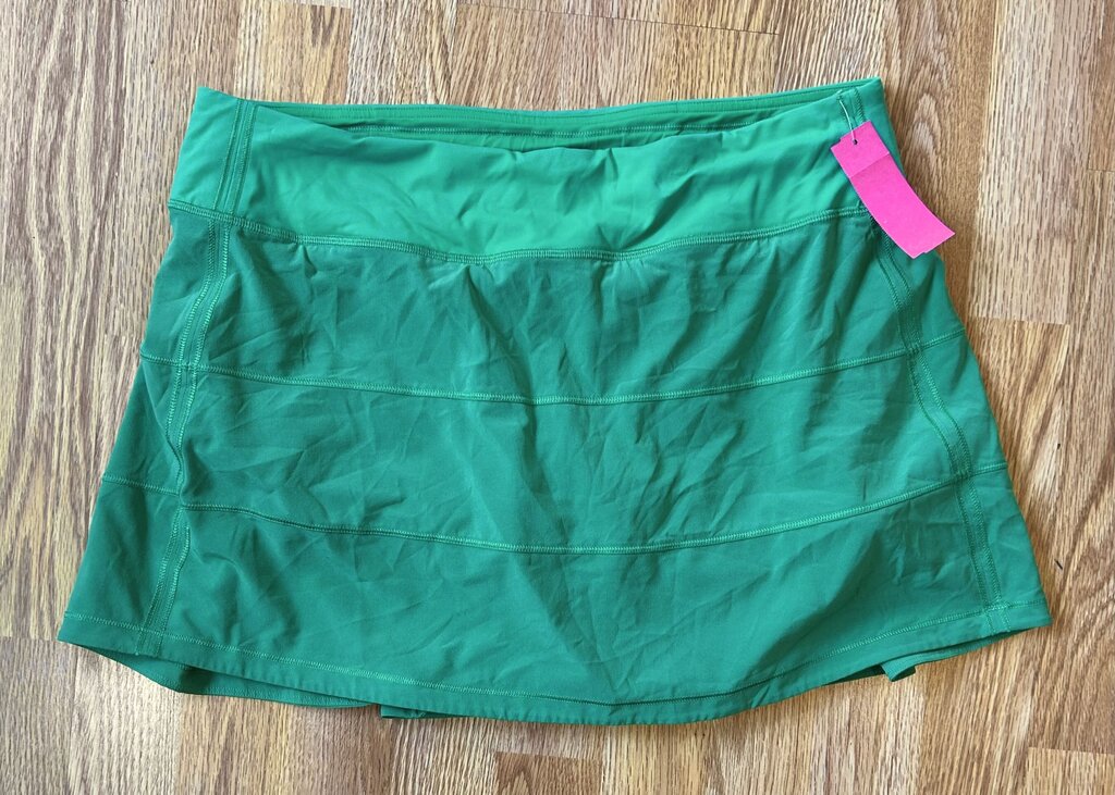 Lululemon Pace Rival Mid-Rise skort (size 10)