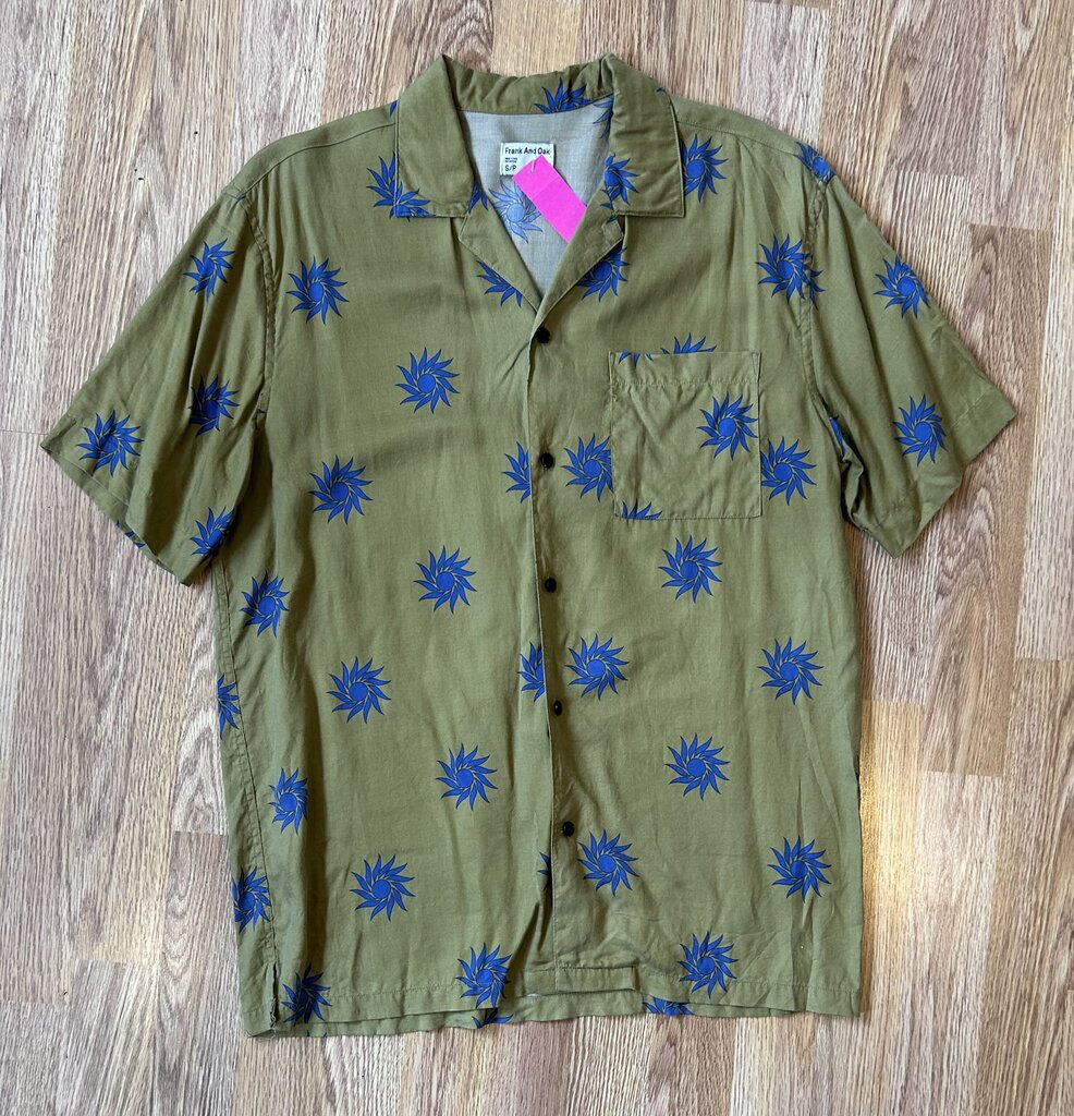 Frank & Oak stencil pattern button-up (S)