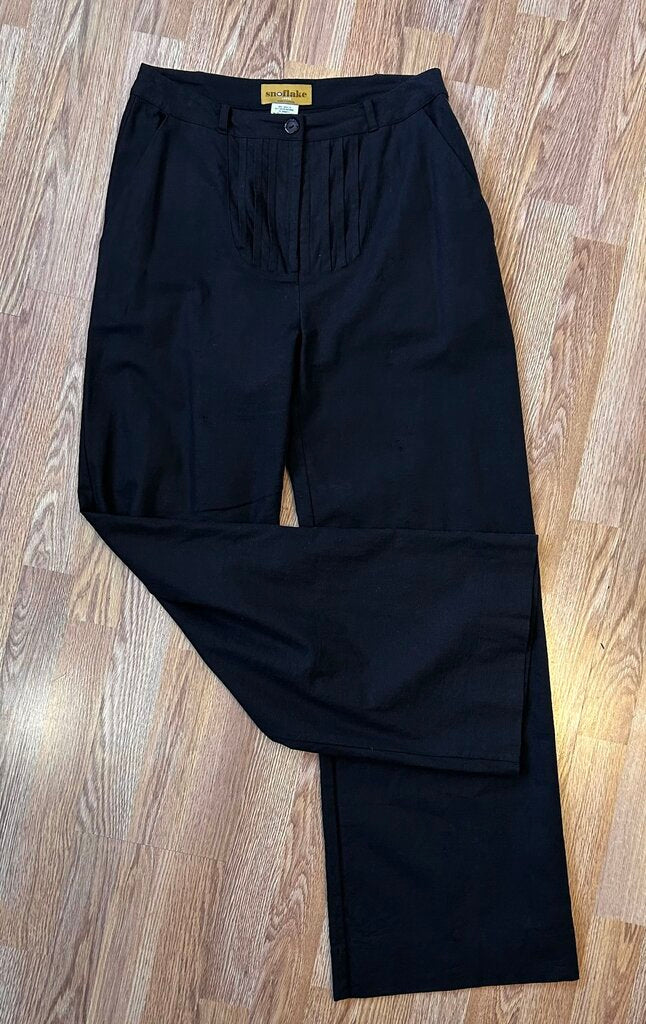Snoflake (Canada) wide leg pleat front linen pant (L)