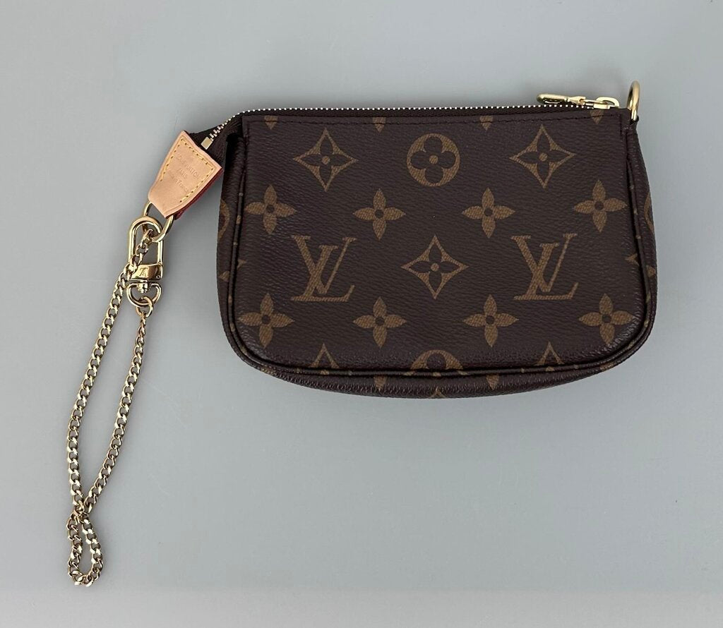 Louis Vuitton Mini Pochette Accessoires