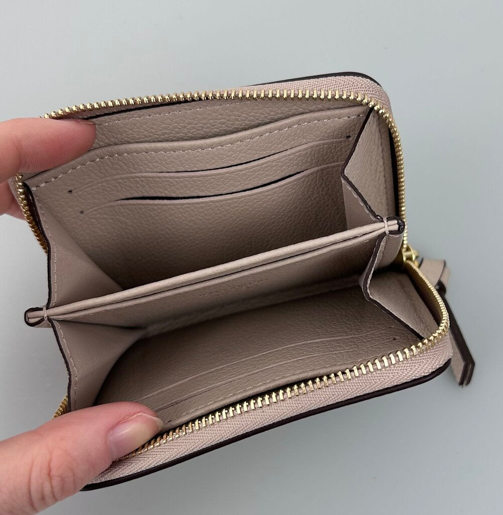 Louis Vuitton Lockme Zippy Coin Purse