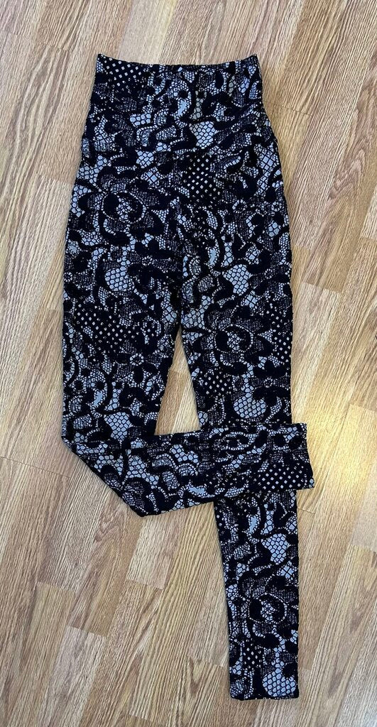 Sooley thick fabric lace legging (S)