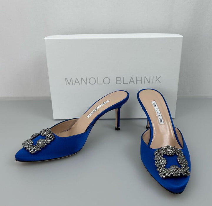 Manolo Blahnik NWB Hangisi satin mule (size 7.5)