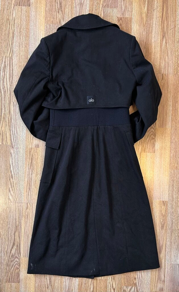 Alo Yoga collared soft rain repellant trench (XS)