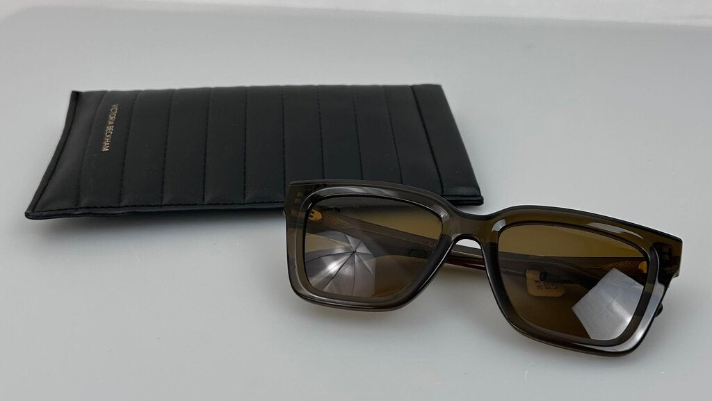Victoria Beckham square sunglasses