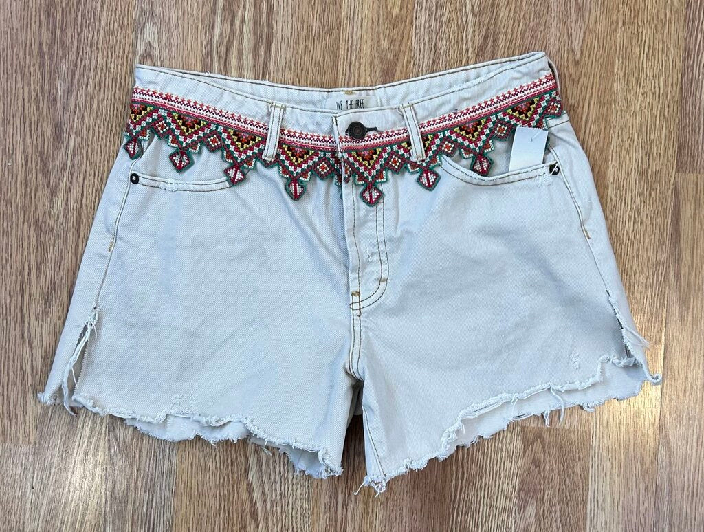 We The Free embroidered cutoffs (size 28)