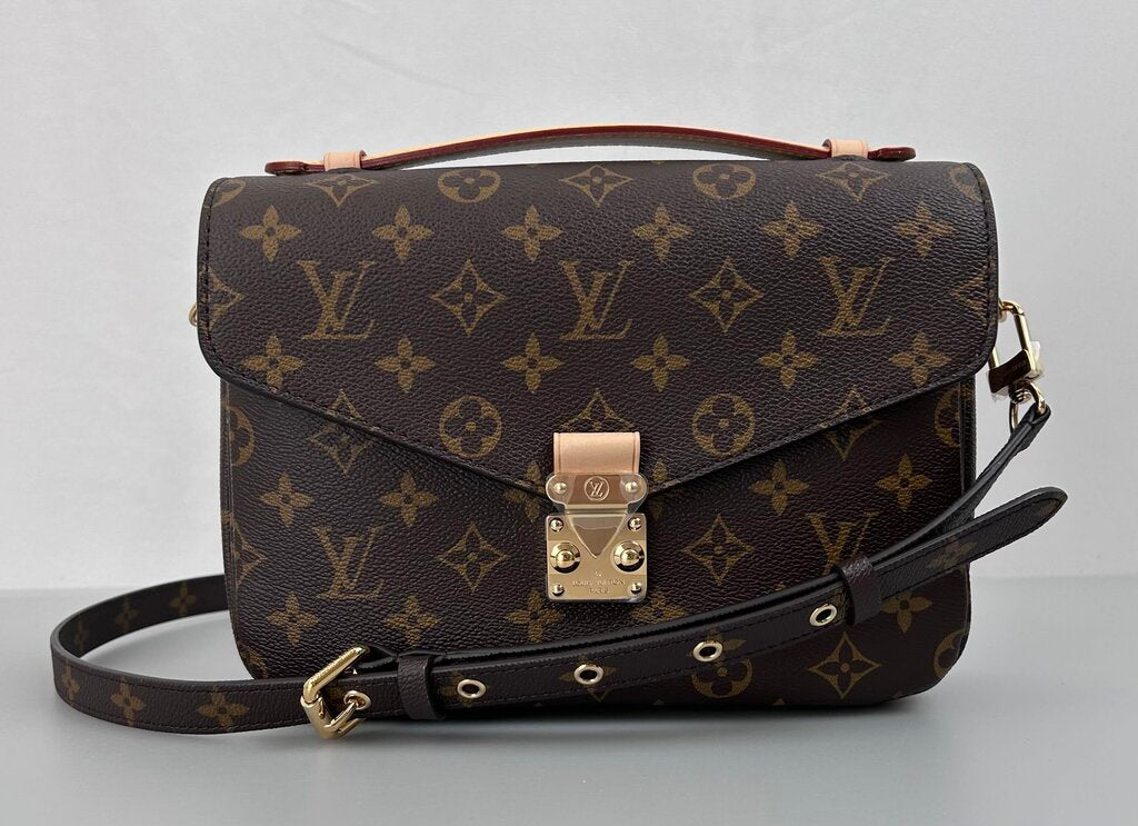 Louis Vuitton NWB Pochette Metis