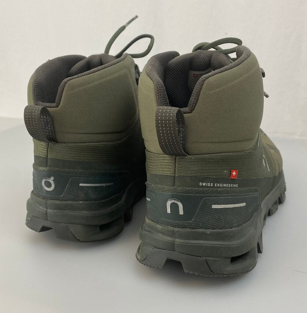 On Running hiking boot (size 10.5)
