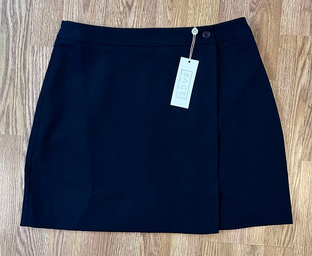 Sage The Label NWT asymmetrical miniskirt (L)