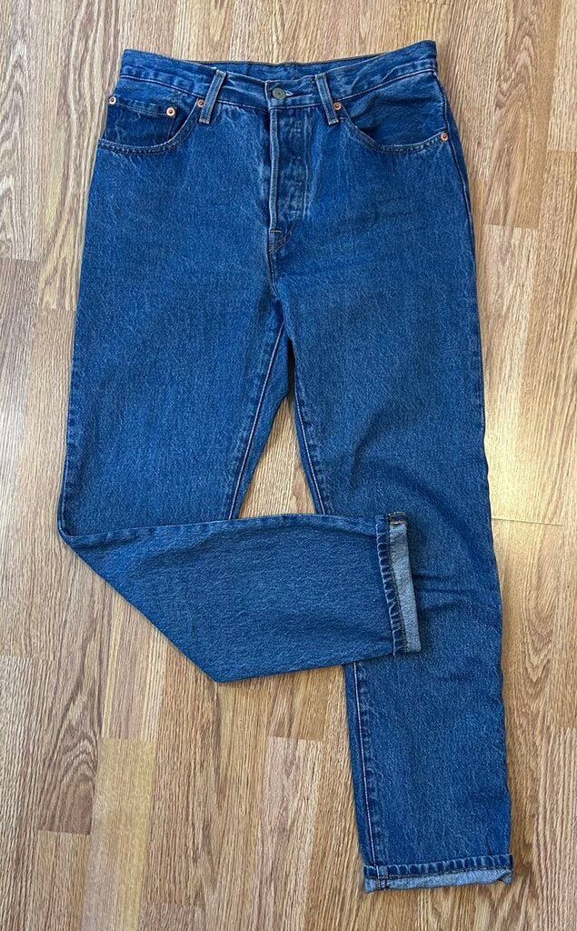 Levi's 501 straight jean (size 26)