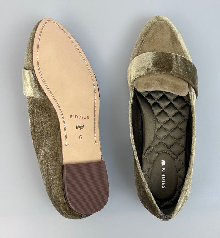 Birdies velvet slip-on loafer (size 6)