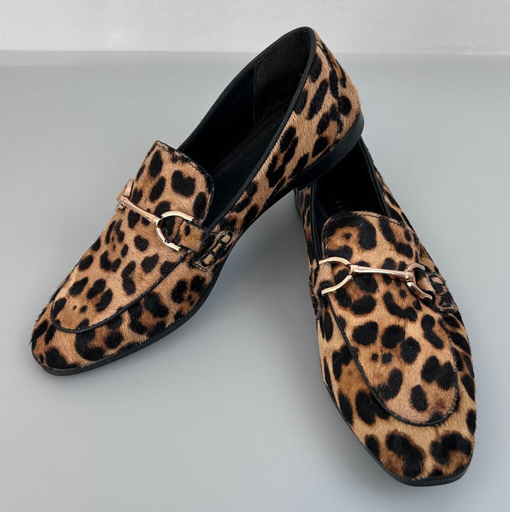 Zara leopard print loafer (size 7-7.5)
