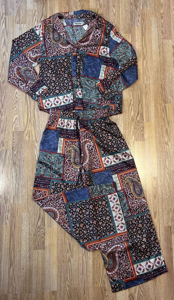 Prendas Basicas (Mexico) paisley/floral 2-PC satin lounge set