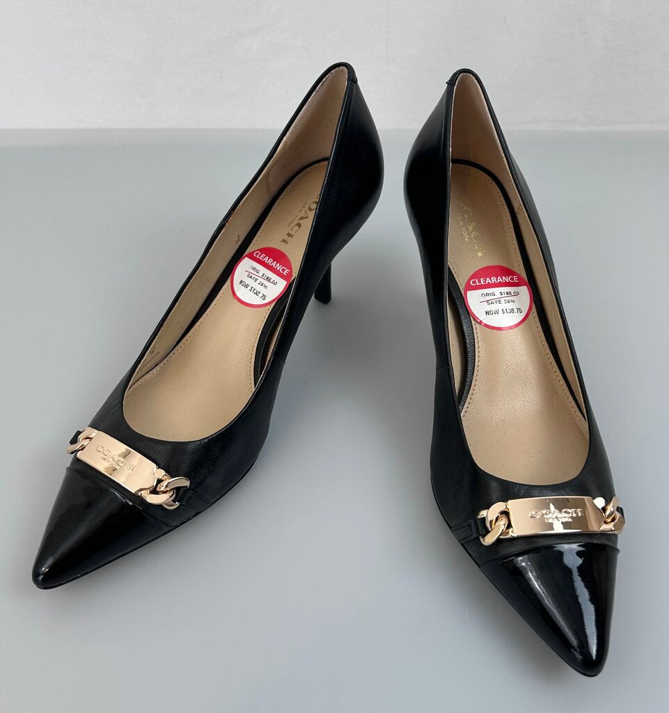 Coach cap toe chain logo pumps (size 8)