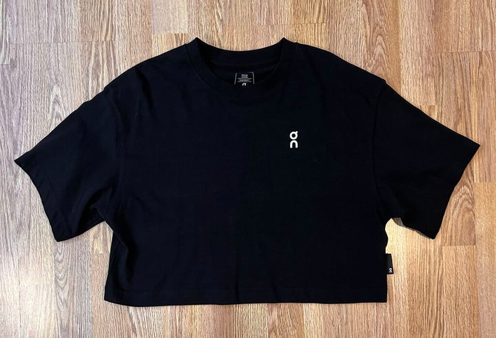 On Running logo cropped tee (S)