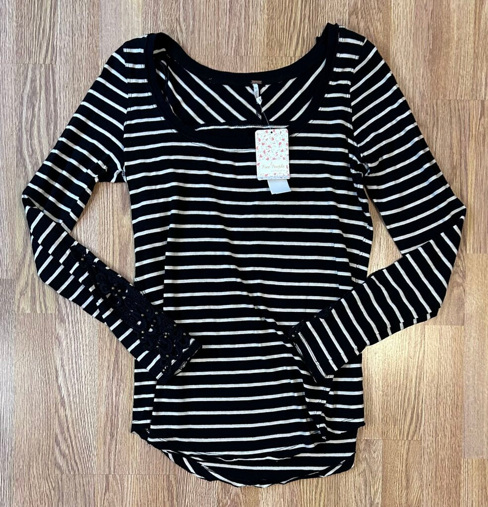 Free People NWT striped lace stud wrist tee (L)