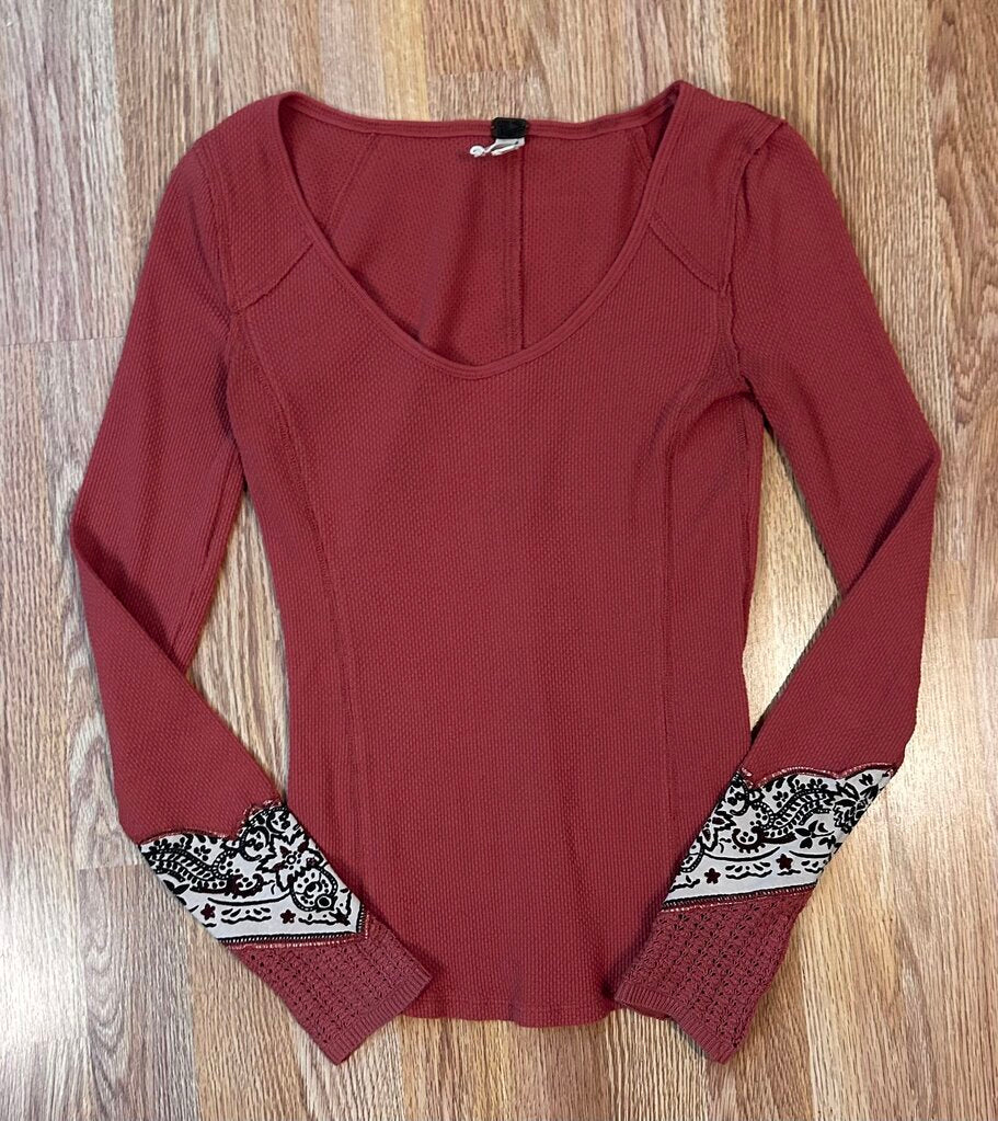 We The Free paisley print sleeve detail thermal (S)
