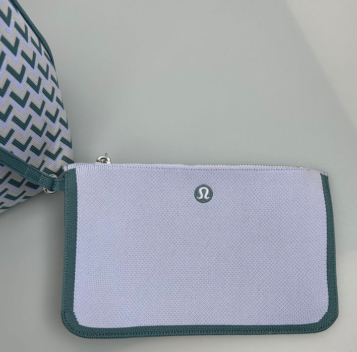 Lululemon classic knit tote with pouch