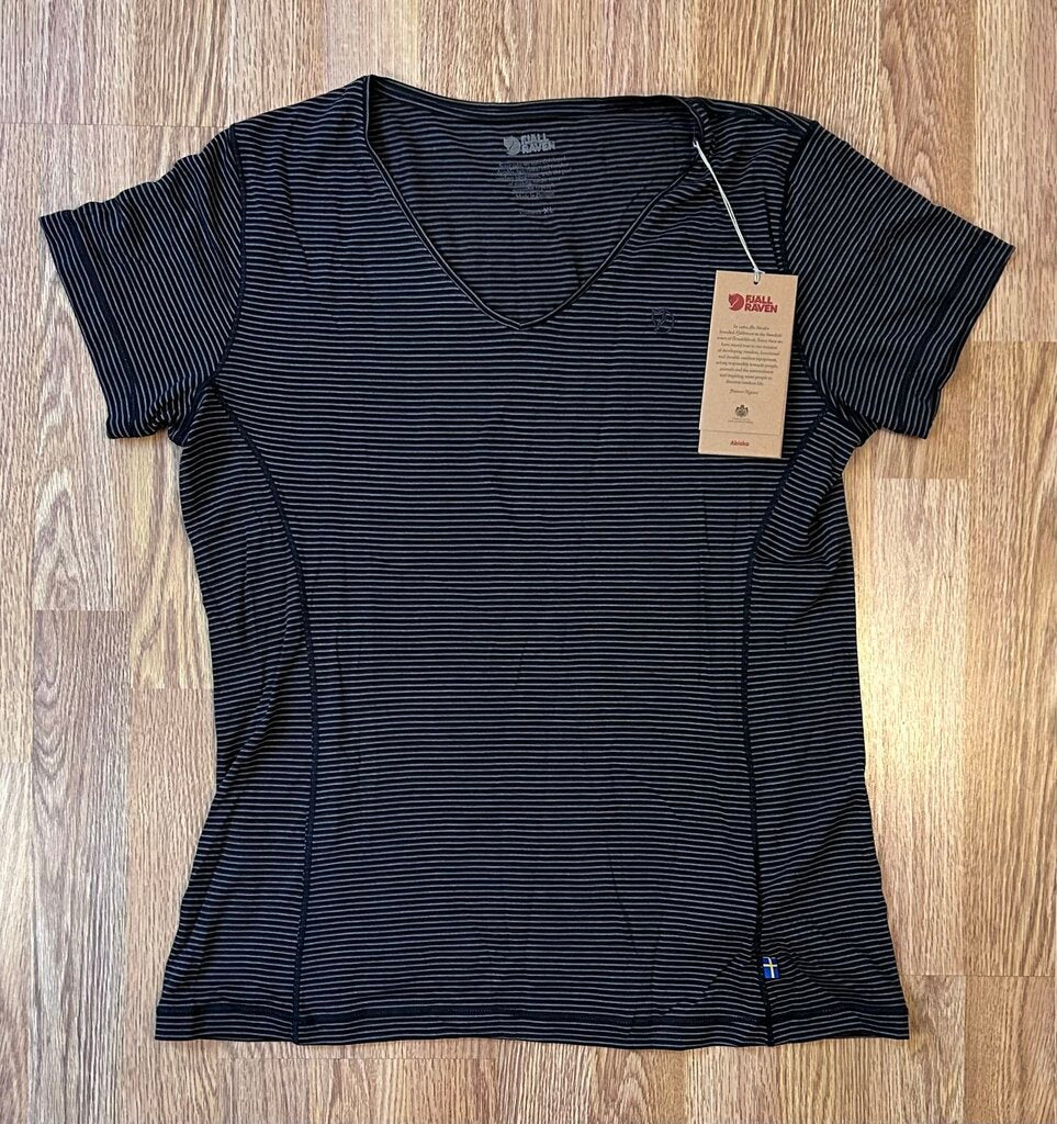fjallraven NWT striped tee (XL)