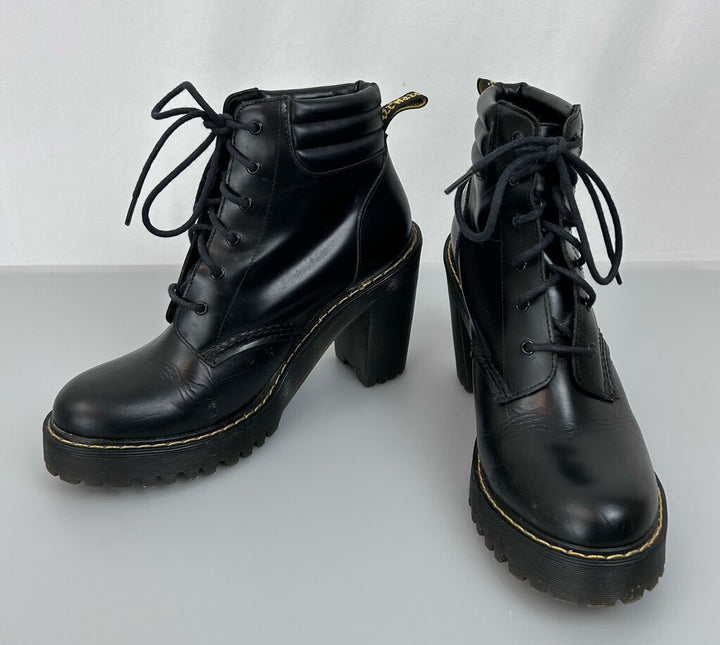 Dr. Martens Persephone padded collar heeled boot (size 8)