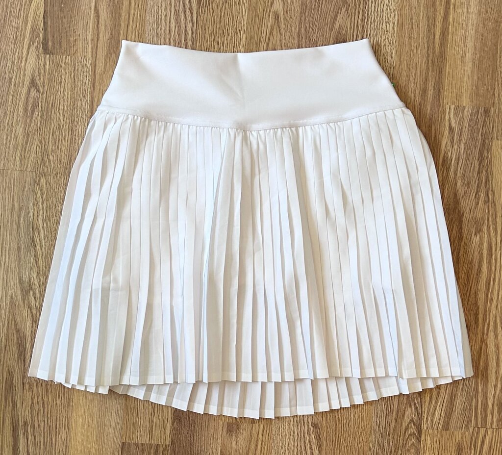 Alo Yoga pleated tennis skort (L)