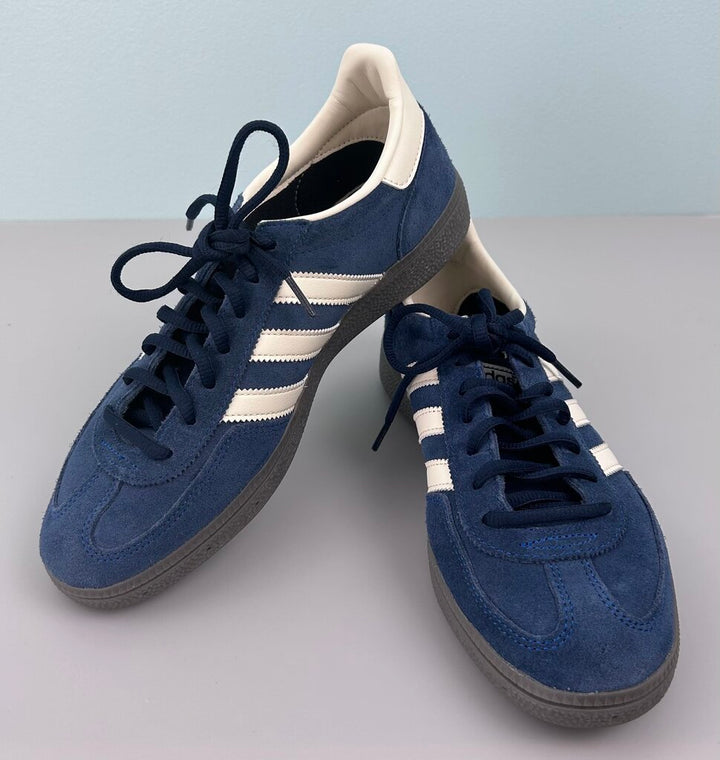 Adidas suede handball spezial sneaker (size 8.5-9)