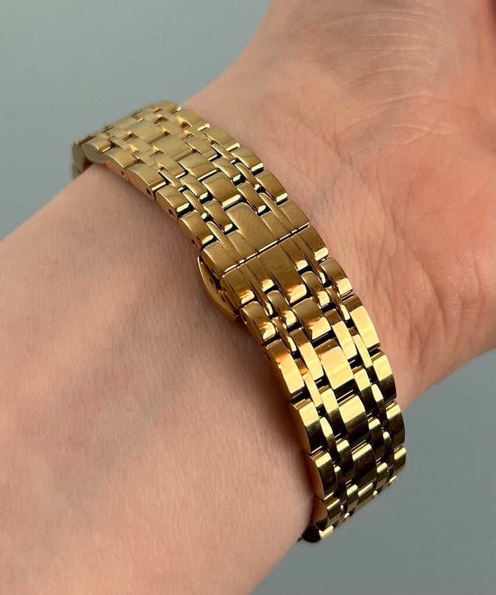 Bulova Quadra diamond detail watch