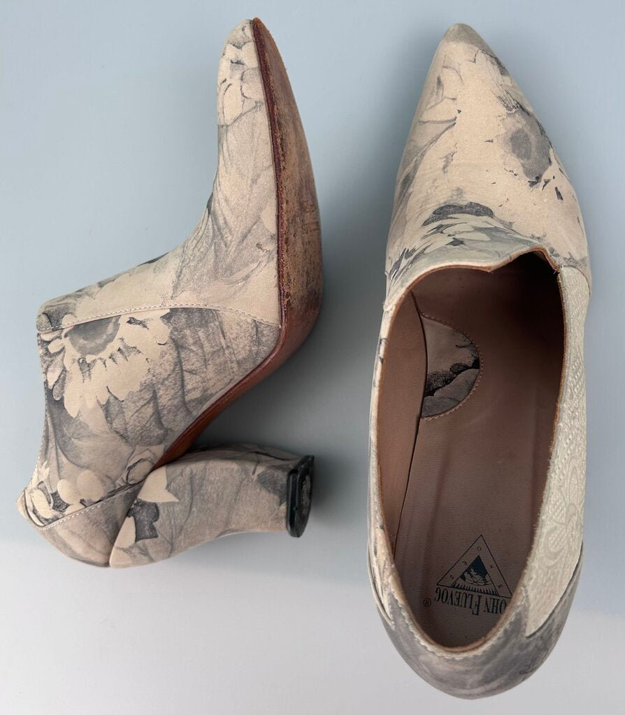 John Fluevog "Kendra" Floral cutout detail stacked heel (size 10)