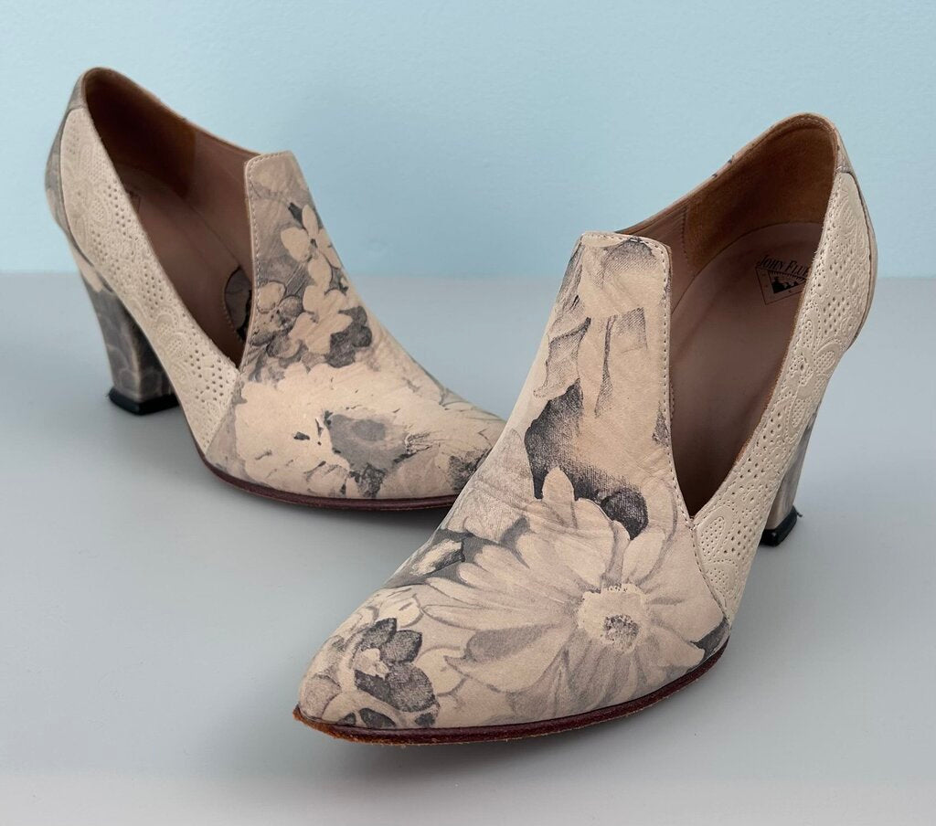 John Fluevog "Kendra" Floral cutout detail stacked heel (size 10)