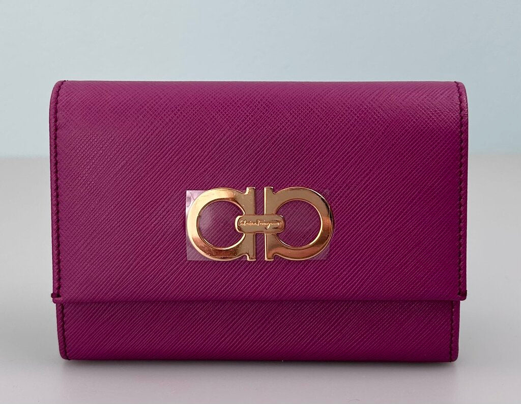 Salvatore Ferragamo Gancini saffiano leather wallet