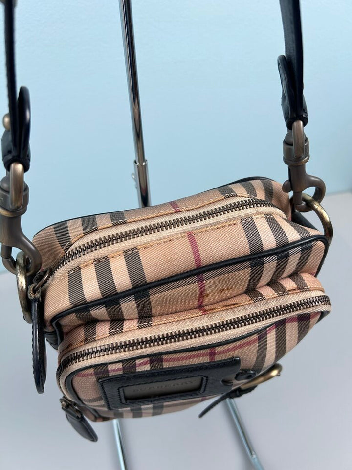 Burberry brass nameplate detail check small shoulder bag