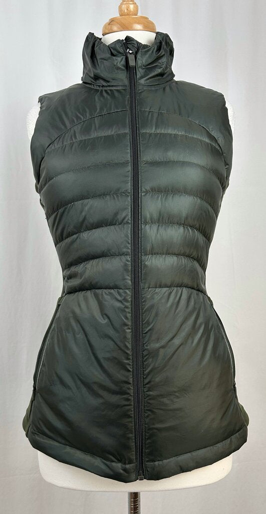 Lululemon Down For A Run Vest II (size 8)