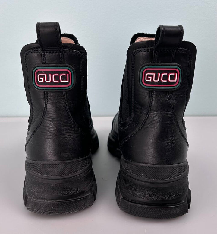 Gucci "Leon" lug sole leather chelsea boot (size 8.5)