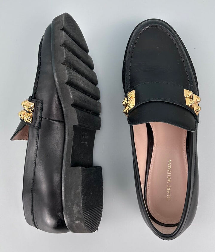 Stuart Weitzman gold detail leather loafer (size 9)