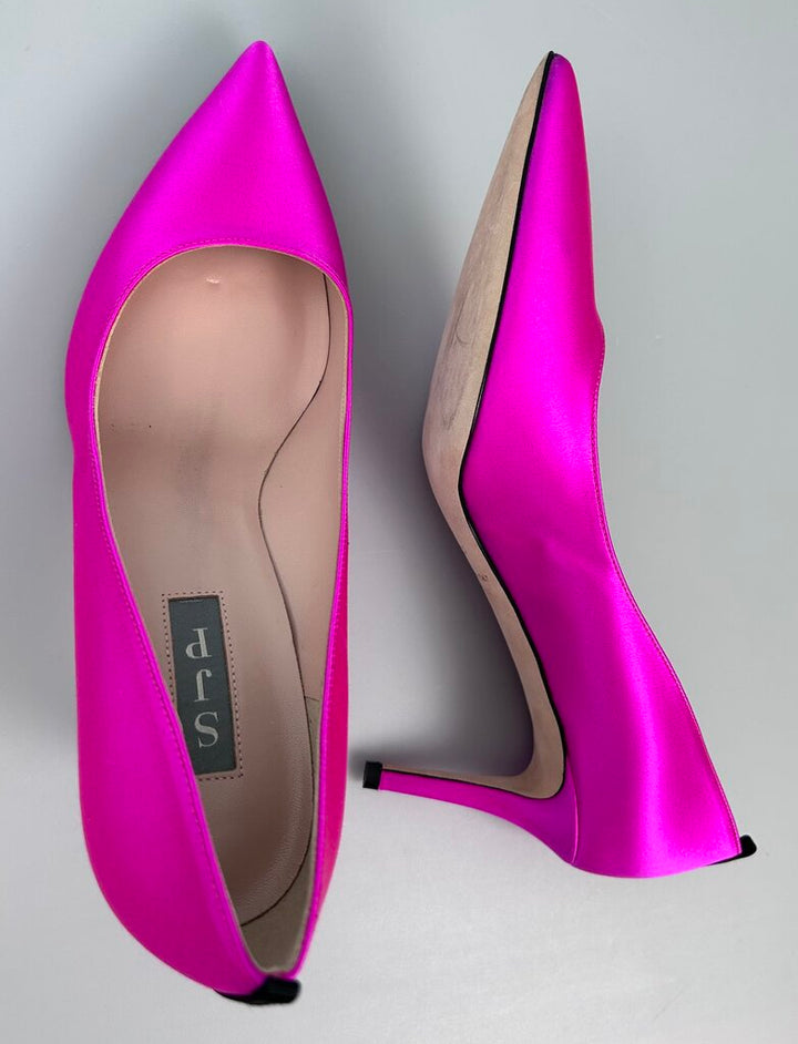 Sarah Jessica Parker Fawn 70 satin pumps (size 8.5)