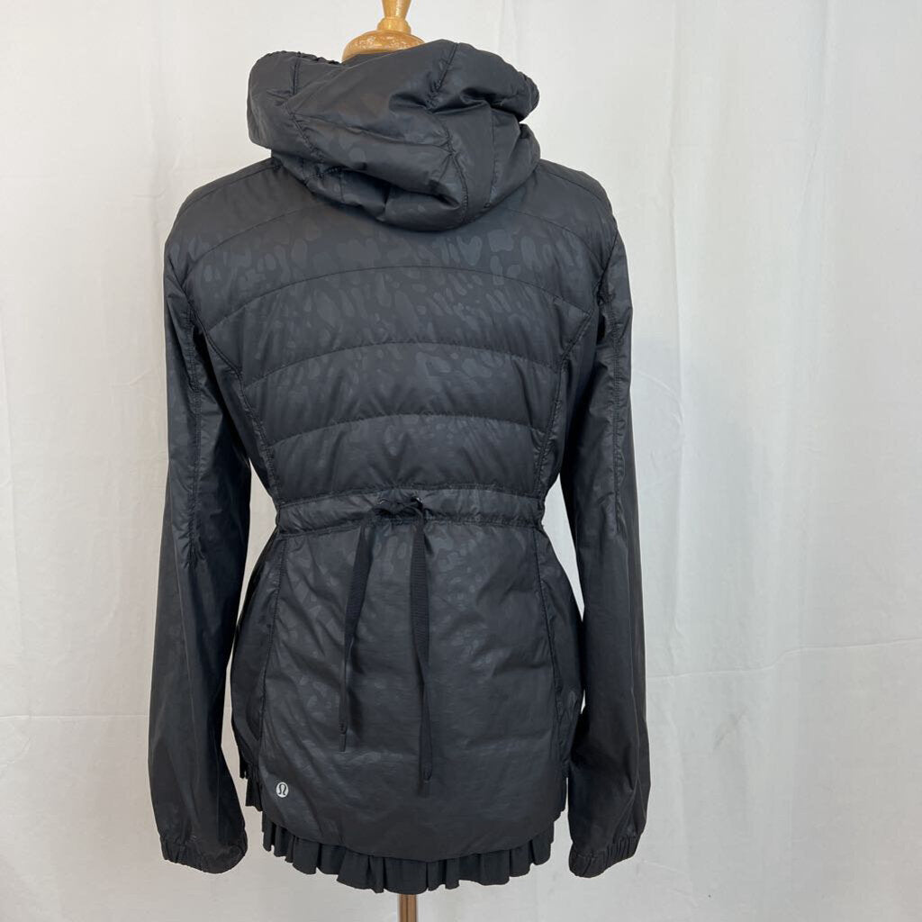 Lululemon down lined hooded jacket 10